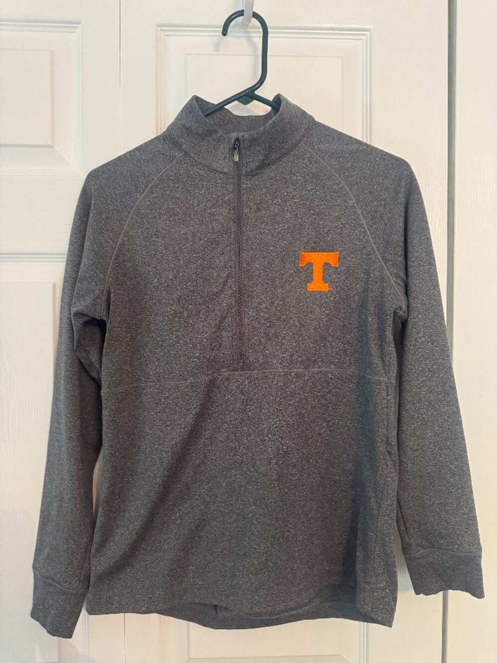 Level Wear University of Tennessee Pullover